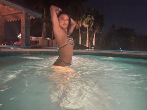Sakshi Pradhan Instagram - 🏊🏼‍♀️