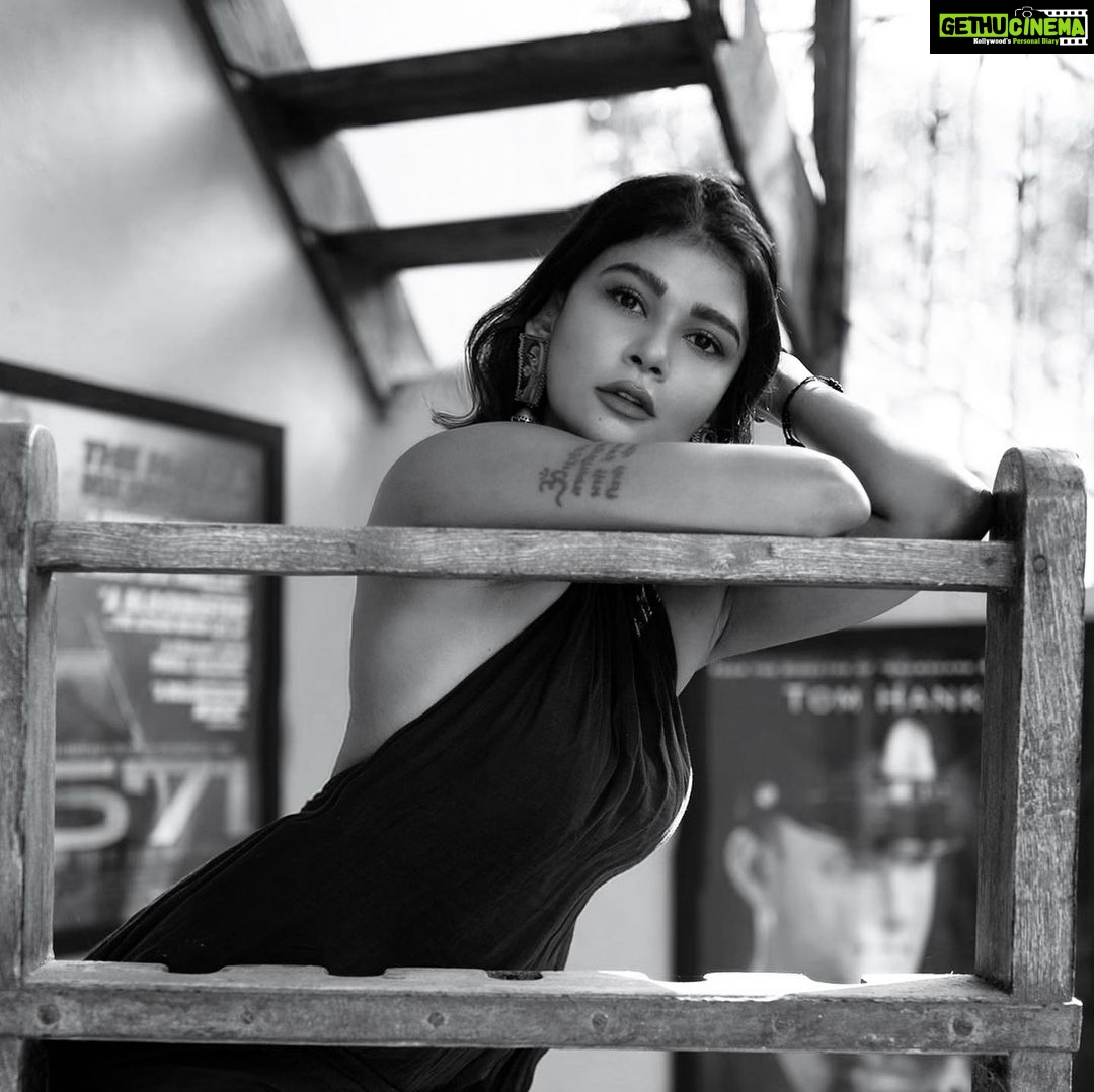 Sakshi Pradhan Instagram - She walks in Beauty like the Night🌔 .. .. .. .. .. .. .. .. .. .. .. .. .. .. .. .. .. .. #dark #night #beautiful #lookatthebrightside #expecttheunexpected #blackvalentine #🖤 #blacklove #blackwomen #darkhumor #pictureoftheday #Sakshipradhan #2021 #Belgrade