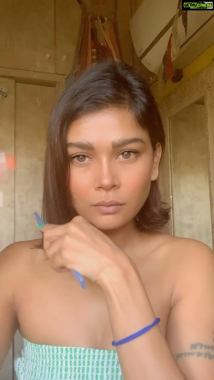 Sakshi Pradhan Instagram - Just saying Part 1 ... @beberexha #lasthurrah #trying #justsaying #maybeslaying #playing #thatswhysharing
