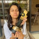 Samara Tijori Instagram - Good Afternoon “Rising Star” 🫣🥹 My FIRST!!!! ! I feel like I’m dreaming. 🥹 I’m so grateful and honestly, speechless. This means the world. MASOOM took home 3 Awards last night! And I can’t tell you how elated we are as a team! ❤️ Thank you @talentrackofficial ! Best Series (Drama). Best Casting. Rising Star (Female). For the entire team of Masoom… WE’VE HIT IT OUT OF THE PARK! 💪🏻 #MasoomOnHotstar @boman_irani @upasnasinghofficial @manjarifadnis @veerrajwantsingh @sariikasingh @imsukhpalsingh @nikhilnairr @aakashdeeparora @jobanpreet.singh @manurishichadha @gurmmeetsingh @mihirbd @dekhodekho @reliance.entertainment @dndcofficial @vivekwhy @manan.mhta @richard_devarda @satyam.tripathy @bhaskarville @ginny.diwan @wall_e_ki_mummy @surajparaswani @kedar_sonigra @vatsalabhagat @letapisnam @padmininandakumar @ghantaghartalkies @disneyplushotstar