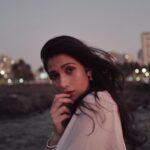 Samara Tijori Instagram - Last lot from this series 🤍 📸 @aalishnathani 👗 @cha.loni_ 💄 @makeupbysurbhi