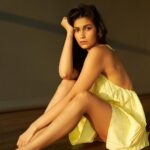 Samara Tijori Instagram - Last one I promise 😋 📸 @frontrowgypsy :**** 💄 @nikitashak 👗 @nikitarawlani 💇🏻‍♀️ @madhursfx
