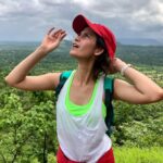 Samara Tijori Instagram - Alexa play “Yeh Haseen Vaadiyaan”