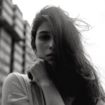 Samara Tijori Instagram - 👋🏻 @simonegandhi
