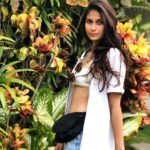 Samara Tijori Instagram - God bless the Sun in Bali🌞 Seminyak, Bali