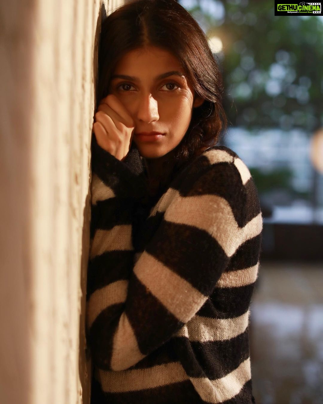 Samara Tijori Instagram - @kunjgutka , @samruddhisathemakeup and @nikitarawlani Created this 🖤