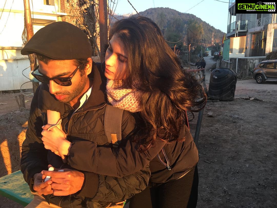 Samara Tijori Instagram - Yep. Stealing the chapstick. Naddi, Meclo, Himachal Pradesh