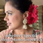 Sameera Reddy Instagram - Who loves Jewellery?💎Shop & Support with #messymamagivesback& @diydayaliska 🌟to be featured please fill out the Google form available at my link in bio 💃🏻 . @omf__store Bertila a final year law student has been successfully running her affordable jewellery brand for 4 years💎 @n_a_r_u_v_i_ Shyamala designs beautiful silk thread bangles for brides & daily wear💎 @knots_india Charni customises silk thread bangles as per her customers requirements💎 @_this_n_that_tiny_trinkets Bindu’s passion for junk jewellery got her to start her own brand💎 @mishkastudio_chennai Manasa & Pavithra, sisters, curate their own line of trinkets earrings bracelets etc💎 @piecesofus.sg started off with wanting to showcase creativity through jewellery made with utmost patience love & care💎 @kara.jewellery_ is run by two young girls who have their own affordable jewellery line💎 @handpicked_jewelleryy Sowmya provides customers with affordable oxidised collections at low prices💎 @just.resin.it Sathyavathi is a physiotherapy student who loves making resin jewellery💎 @mishika_jewels Jyoti named her brand of silver & afghani jewellery after her daughter💎 @dipali_fabricjwellery Deepali makes handcrafted exclusive jewellery from fabrics like cotton, jute, silk with beautiful motifs💎 @thevelvetbox.tvb Latika started by curating jewellery but now she designs her own line💎 @resol_by_sharvari Sharvari is a professional jewellery designer making sustainable handmade sterling silver jewellery 💎 @esacontemporaryjewellery Gitika is inspired from the flora, fauna and rich cultural arts of India & each piece of hers has a distinct identity💎 @apoorvahcollection Aswathy makes handmade german silver earrings that can be customised💎 @alankar_gemsnjewels Manimala & Janani started their online venture during the lockdown💎 @malinsterlingsilver Malini is dealing with 92.5 silver jewellery💎 @aahaa_kalyanam_bangles Ramya designs bangles for both casual & functional wear for brides💎