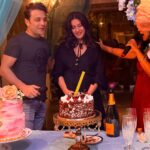 Sameksha Instagram - How beautiful and blissful my life is with all of you around. Thanks for making my birthday and my life so special. Thanks for making this day memorable for me. Love to all. @itsshaeloswal ❤️ #birthday #celebration #bringin #grateful #aashnachopra #natashachopra #shalinichopra
