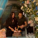 Sameksha Instagram - How beautiful and blissful my life is with all of you around. Thanks for making my birthday and my life so special. Thanks for making this day memorable for me. Love to all. @itsshaeloswal ❤️ #birthday #celebration #bringin #grateful #aashnachopra #natashachopra #shalinichopra