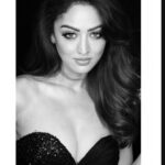 Sandeepa Dhar Instagram – The art of eye contact 🫠 
#nykaafeminabeautyawards 
.

📸: @munnasphotography 
Glam: @mukashu.mua 
Outfit @dvfashionstudio
Accessories @dolsunjewelsofficial @shreenathjimumbai
Stylist:  @shru_birla