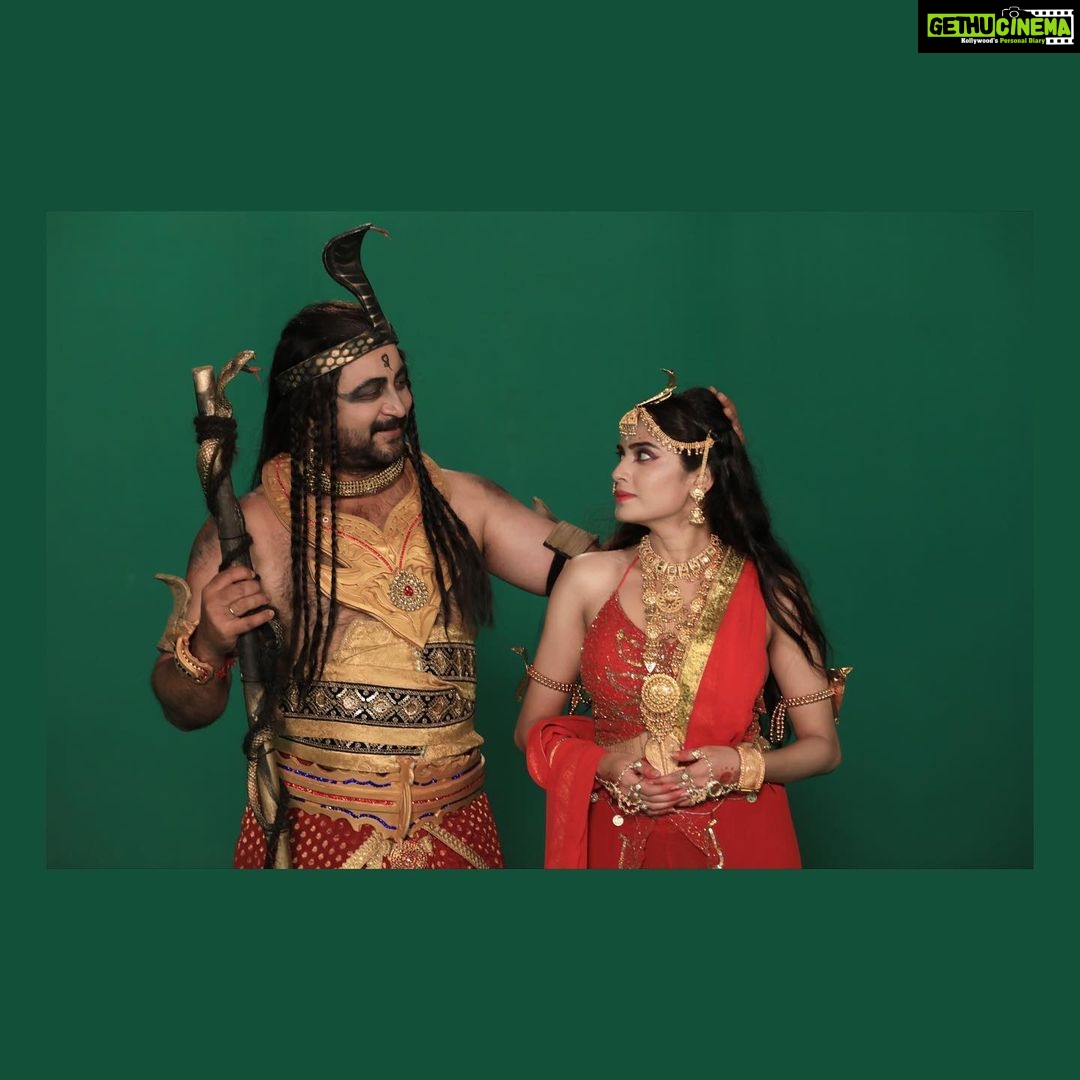 Sangeetha Bhat Instagram - A beautiful role played while working with beautiful souls…. Working with these amazing people was a treasure to remember, especially with @actornaveenkrishna (sorry we couldn’t click a picture together between busy schedules) @siddalingeshwara_official_nm @starsuvarna thank you for connecting with me for this wonderful, memorable special episode of @yediyuru_sri_siddalingeshwaraa #nagamanirahasya it was definitely a treat to the eyes to watch such wonderfully made episode. People who haven’t watched can watch on @disneyhotstar_kannada @disneyplushotstar Thank you @sankar.raman.35 for clicking such beautiful pictures. Heartiest thanks to all the team members and technicians and digital media partners of @starsuvarna for putting together this episode. #sangeethabhat #sangeethabhatsudarshan #naaginisangeethabhat #actress #actresstheunknown #starsuvarna #yediyurshreesiddhalingeshwara #nagamanirahasya #kanandaserial #bengaluru #karnataka Bangalore, India