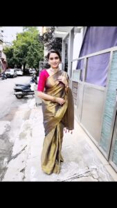 Sangeetha Bhat Instagram - 💕💕💕🙈 #sangeethabhat #sangeethabhatsudarshan #sangeethabhatreels #actress #actresstheunknown #selflove #sareelove #ethinicwear #bengaluru #karnataka #maaeri #euphoriamaaeri #gratitude Bangalore, India