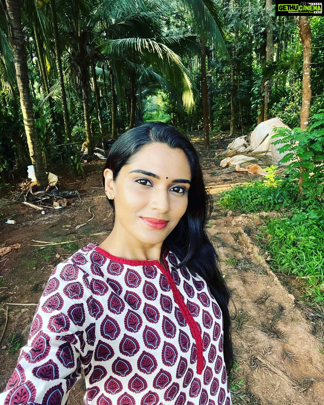 Sangeetha Bhat Instagram - Photo dump from mudigere and sagara shoot….(2) #grateful #gratitude #sangeethabhat #sangeethabhatsudarshan