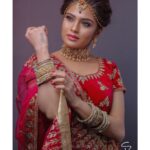 Sangeetha Bhat Instagram - “In order to love who you are, you cannot hate the experiences that shaped you.”… Makeup - @taiba_syed_ @thebeautysquare.in Hair- @taiba_syed_ @thebeautysquare.in Outfit - @aarish_galleryofficial @shivayaphotography #sangeethabhat #actress #actresstheunknown #bridallehenga #redlehenga #sangeethabhatsudarshan Bangalore, India