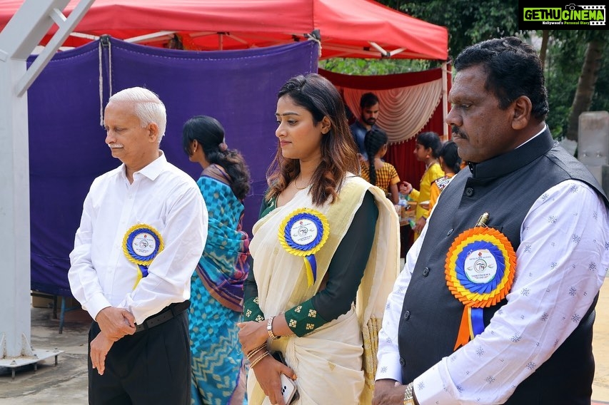 Sangeetha Sringeri Instagram - I have the honor to be invited as the chief guest for the hoisting of the flag on the Independence day by the principal, Mr. P S Khot sir at Patel Public School. It is with great pleasure that I was felicitated by the principal. He has been an inspiration of mine from my childhood days.