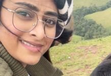 Sangeetha Sringeri Instagram - I love u too holy 🐮🐄 #HappySinglesDay #belated 😅😂