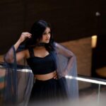 Sangeetha Sringeri Instagram - Slayyyy! Pic Credits @krishna_photography_2411 Styled by my love @joe_elize_joy 🤍 Assisted by @sanliya_sabu Outfit by @rutwva_insta Hair Stylist @jayaram_dasarla Make Up @manisunkara1998