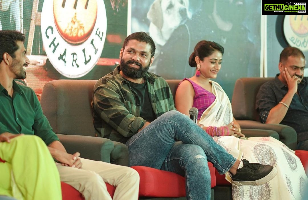 Sangeetha Sringeri Instagram - Glimpses of #777charlie press meet at Kerala! Oh wat a vibe, i loved it so much, So much love and such a positivity 🥰