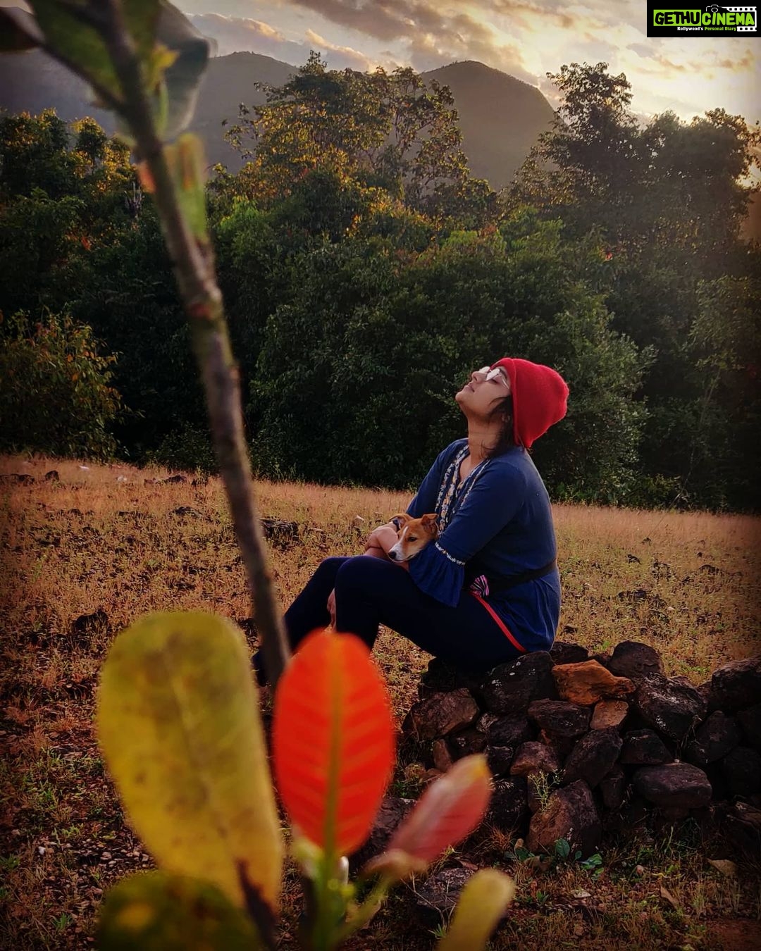 Sangeetha Sringeri Instagram - Everything thats missing.. in a pic! Love you flora!