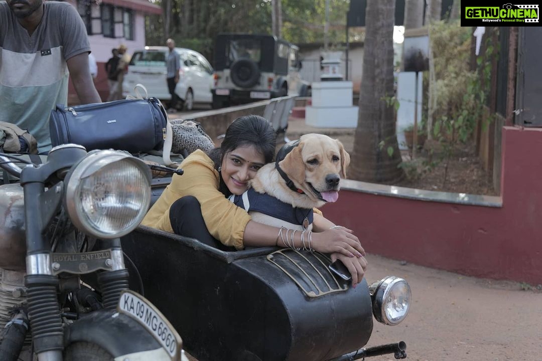 Sangeetha Sringeri Instagram - In Love with this pic! ❤️ #777Charlie