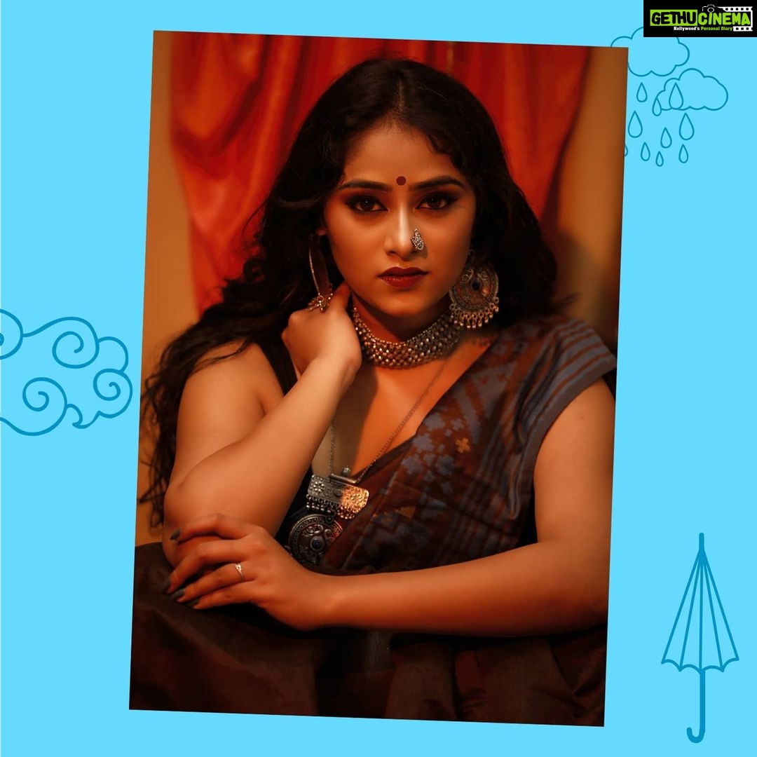 Sangeetha Sringeri Instagram - "Fashion changes, but style endures." ✨ . . . Designer: @shobhaboutique MUA: @makeoverbyprabhapriya #sangeethasringeri