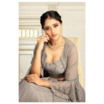 Sangeetha Sringeri Instagram - The Art of Eye Contact!