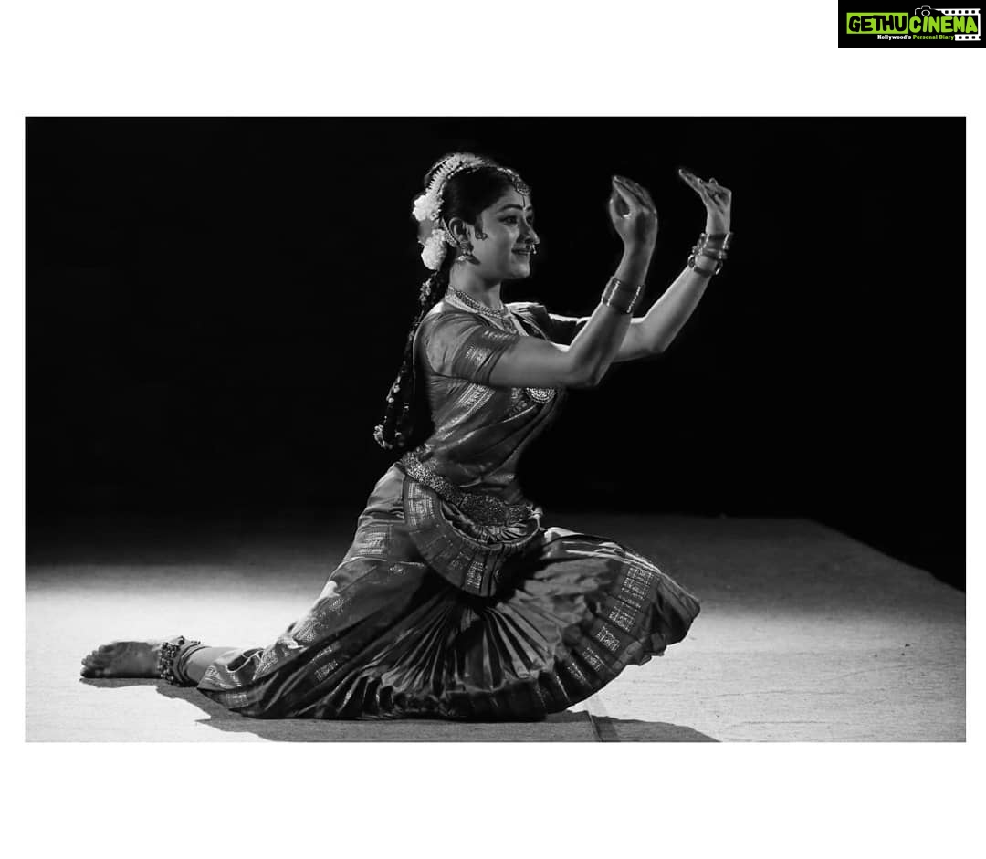 Sangeetha Sringeri Instagram - Abhinaya - How can we Human live without it.? PC: @gowda4761