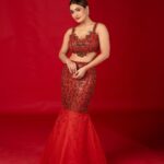 Saniya Iyappan Instagram - 🌹 Photographer - @kiransaphotography Stylist - @mehaka_kalarikkal Makeup - @neethu_makeupartist Costume - @kahani_stories_in_thread Location - @maxxocreative