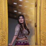 Sanjana Anand Instagram - ✨ Mua: @makeoverwith_bhavyanaik Photography: @divinephotography.in Hair: @pavithra_bhavani_ The Tamarind Tree
