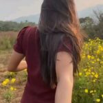 Sanjana Anand Instagram – Tree-t yo’self with a hair flip 🍃

#relax #refresh #reconnect 
Vc: @yl_keerthana