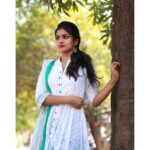 Sanjana Anand Instagram - "I am a dreamer, neither lost nor found, waiting for a story worth dreaming ,forever"🦢 . . . PC :@snabhi