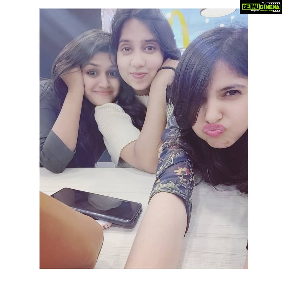 Sanjana Anand Instagram - No caption needed..!!! . . Coz the picture says it all ❤️🤩 #100thpost