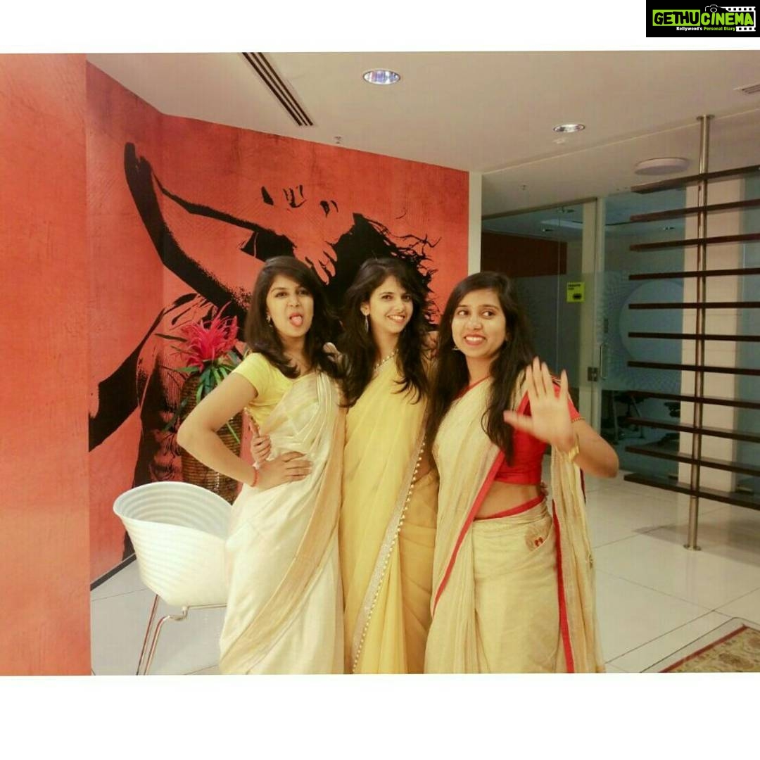 Sanjana Anand Instagram - 🔸Turn every situation into heaven yeah!! 🔸#aboutyesterday #onam2k17 #ethnicday EMC Confessions, India