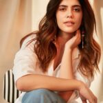 Sanjana Sanghi Instagram - Feeling so grateful & creatively energised. More than ever before. Something I’m waiting to scream out & share, is coming soon my lovelies.⏰♥️🧿