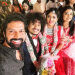 Santhosh Prathap Instagram - Happy married life @vijaytvpugazh & @bensipugazh 👩🏻‍❤️‍👨🏻 wishing you both the best today and always 🤗 Stay blessed ❤️ Was lovely catch up with all of my favourites #cwc fam and @vijaytelevision fam 😘 #pugazhbensiya #marriage #cwc #vijaytv #love #family #happiness #gratitude #grateful Mahabalipuram, Tamil Nadu, India