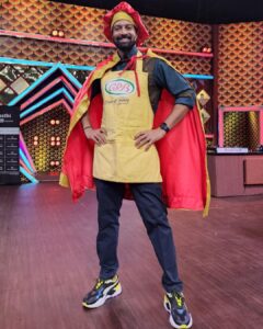 Santhosh Prathap Instagram - “முயற்சி திருவினை ஆக்கும் முயற்றின்மை 
இன்மை புகுத்தி விடும்.”

“Effort brings fortune’s sure increase,
Its absence brings to nothingness.”

#cwc3 #wildcard @vijaytelevision @mediamasons 
#grateful #gratitude #happiness #hardwork #persistence #nevergiveup #staystrong #staypositive