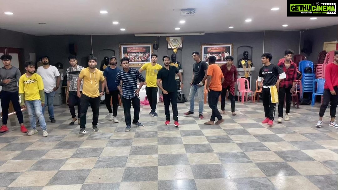 Sathish Krishnan Instagram - FILMFARE buttabomma mix throw back