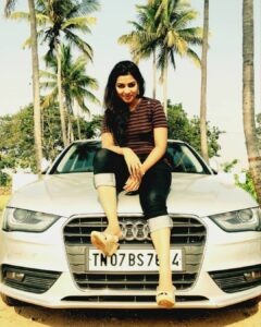 Satna Titus Instagram - Beach days...🏖
#goodevening #waiting #for #asunset🌅