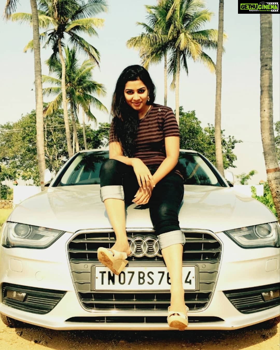 Satna Titus - 1.6K Likes - Beach days...🏖
#goodevening #waiting #for #asunset🌅
