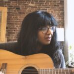 Shakthisree Gopalan Instagram - A month ago I found myself listening to this song over and over - out of nowhere - for an entire day on loop… and then a couple of weeks back - on a beautiful warm sunny day, after coming back from the park by the river, I sat at home jamming out to some tunes in the company of a few special humans ✨ and my dear friend asked if I could try singing this.. I’ve been back on the loop since lol…what a song ♥️ #ithukkuperuthaanmokshamaa #unnavida #homejams #requestsopen :) Hell's Kitchen
