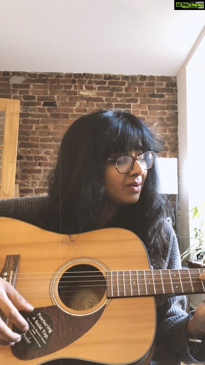 Shakthisree Gopalan Instagram - A month ago I found myself listening to this song over and over - out of nowhere - for an entire day on loop… and then a couple of weeks back - on a beautiful warm sunny day, after coming back from the park by the river, I sat at home jamming out to some tunes in the company of a few special humans ✨ and my dear friend asked if I could try singing this.. I’ve been back on the loop since lol…what a song ♥️ #ithukkuperuthaanmokshamaa #unnavida #homejams #requestsopen :) Hell's Kitchen