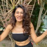 Shalini Pandey Instagram - Easy like Sunday morning 🤡