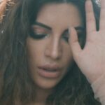 Shama Sikander Instagram - No one is too old for fairytales…. . . . #fashionista #fairytale #instagood #reelitfeelit #reelsinstagram #reelsindia #reelsvideo #shamasikanderreels