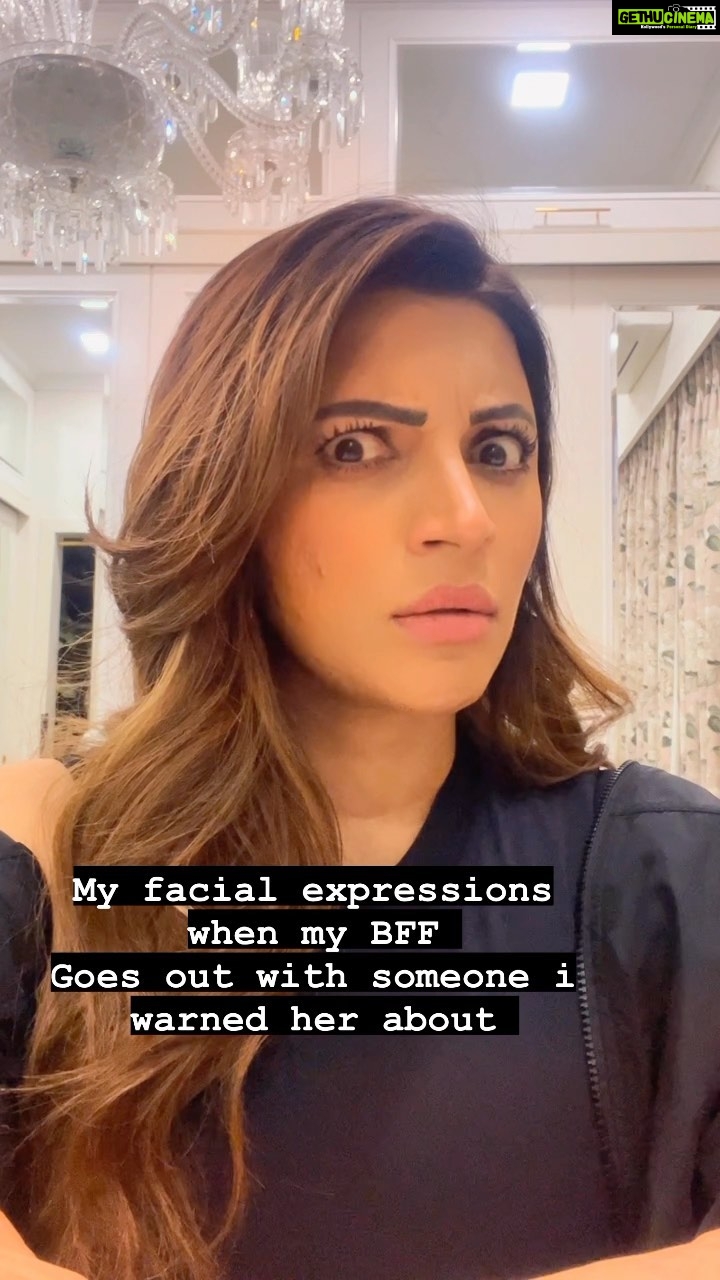 Shama Sikander Instagram - Kaisi lagi meri “OVER ACTING “ 😆 #viral #viralvideos #viralreels #trending #facialexpressions #funnyvideo #laugh #love #live #livelifetothefullest #iloveyouall #yourtruly #instafamily ♥️