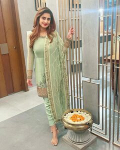 Shamlee Instagram - And more celebration 🪔 
Outfit - @rehanabasheerofficial
