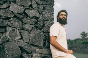 Shanmuga Pandian Instagram - Sunset state of mind

Styled by @my_cup_of_rum 

 Shot by @gowthamraj_gr 

Hair by @jaikishore93