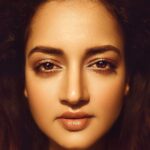 Shanvi Srivastava Instagram – Some pictures just make you fall in love with yourself…. This one did that for me 💕 
.
.
.
@shreyansdungarwal YOU captured ME! 
#shanvisrivastava #shanvisri #potraitphotography #goldenhour #beauty #love #fridayvibes #peacewithin #deepinmysoul Mumbai, Maharashtra