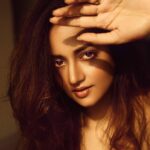 Shanvi Srivastava Instagram - Fire in her eyes spoke of a story she’d never tell…. . . . . . @shreyansdungarwal 📸 #shanvisri #shanvisrivastava #mornings #sunshine #wednesdaymotivation #picoftheday #loveyourself #she #photoshoot #potrait Mumbai, Maharashtra