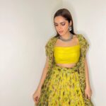 Shazahn Padamsee Instagram - 🍋✨ Outfit @krupa_jain Makeup @pooja_dhakan1 Jewellery @indudiva1
